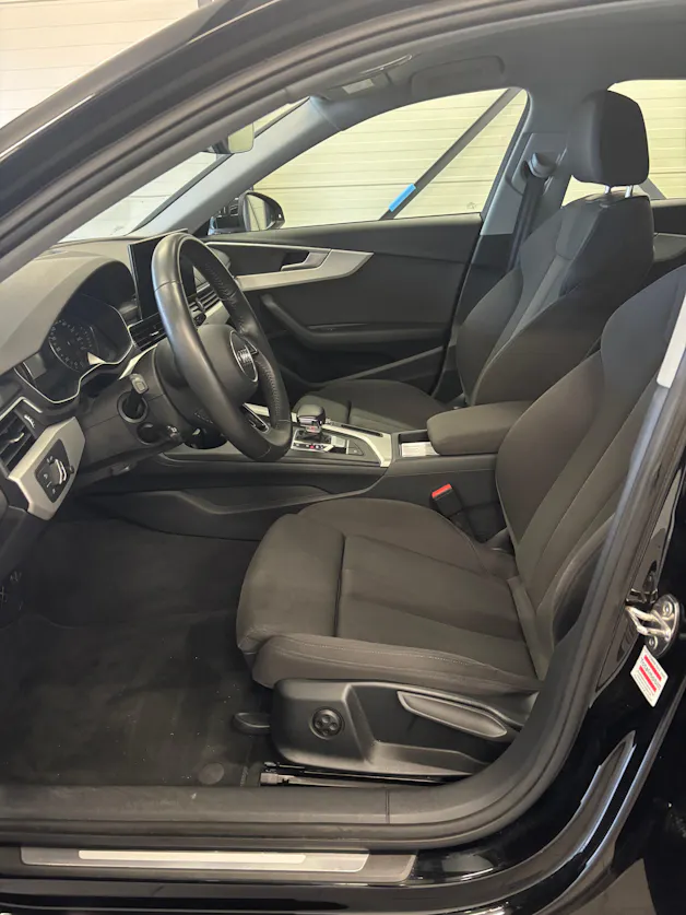AUDI A4 Limousine 40 TFSI advanced S-tronic