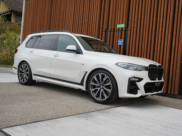 BMW X7 xDRIVE M50d STEPTRONIC BLACK l 400 PS