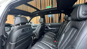 BMW X7 xDRIVE M50d STEPTRONIC BLACK l 400 PS