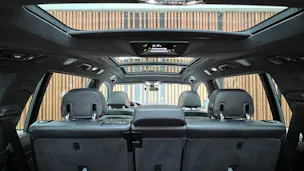 BMW X7 xDRIVE M50d STEPTRONIC BLACK l 400 PS
