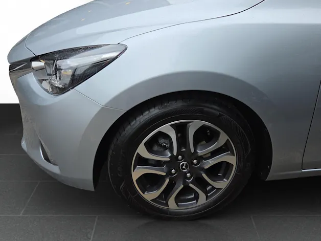 MAZDA 2 G 90 Revolution