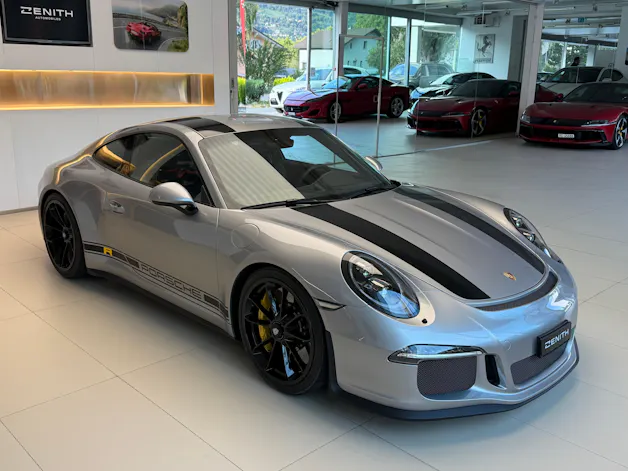 PORSCHE 911 R