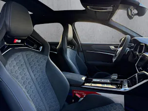 AUDI RS6 Avant 4.0 TFSI V8 Performance quattro