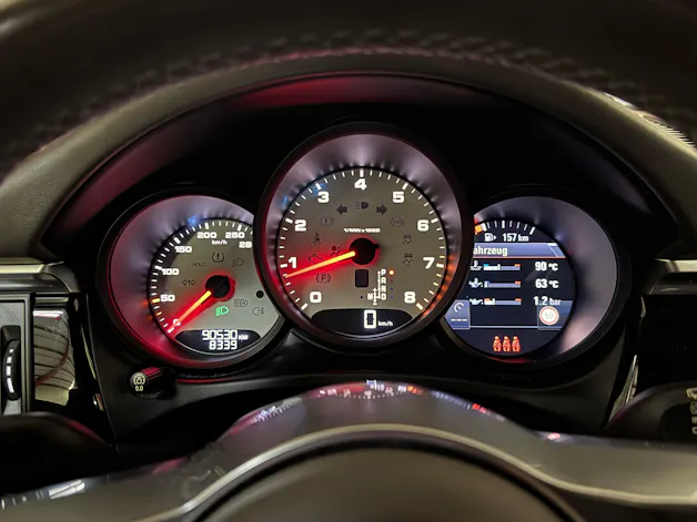 PORSCHE Macan S PDK