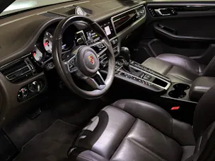 PORSCHE Macan S PDK