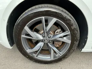 SKODA Enyaq 85x SportLine