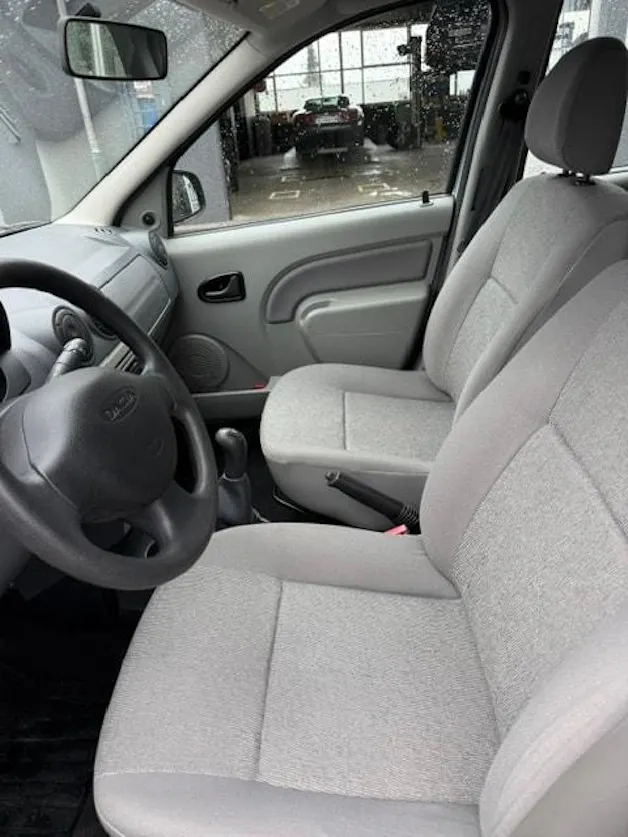 DACIA LOGAN
