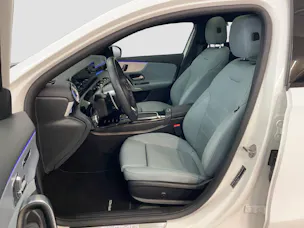 MERCEDES-BENZ A 35 AMG 4MATIC Limousine