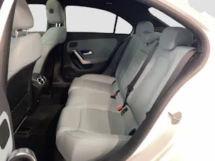MERCEDES-BENZ A 35 AMG 4MATIC Limousine