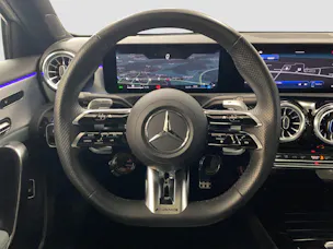MERCEDES-BENZ A 35 AMG 4MATIC Limousine