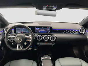 MERCEDES-BENZ A 35 AMG 4MATIC Limousine