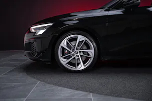 AUDI S3 Limousine 2.0 TFSI quattro S-Tronic / Sportsitze / Sportlenkrad / Virtual Cockpit