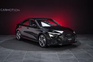 AUDI S3 Limousine 2.0 TFSI quattro S-Tronic / Sportsitze / Sportlenkrad / Virtual Cockpit