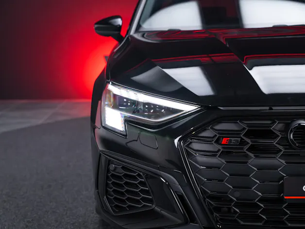 AUDI S3 Limousine 2.0 TFSI quattro S-Tronic / Sportsitze / Sportlenkrad / Virtual Cockpit