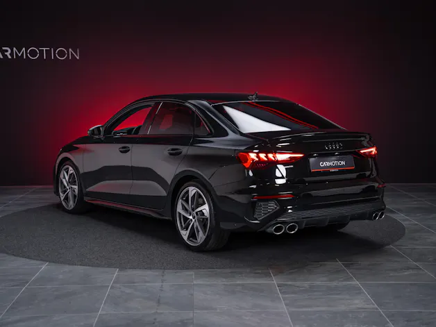 AUDI S3 Limousine 2.0 TFSI quattro S-Tronic / Sportsitze / Sportlenkrad / Virtual Cockpit