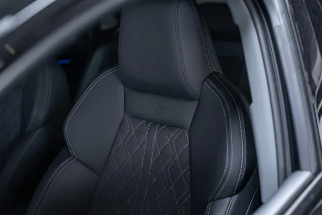 AUDI S3 Limousine 2.0 TFSI quattro S-Tronic / Sportsitze / Sportlenkrad / Virtual Cockpit