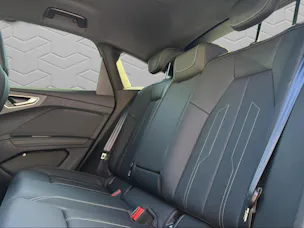 AUDI Q4 e-tron 45 Attraction quattro