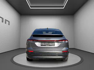 AUDI Q4 e-tron 45 Attraction quattro