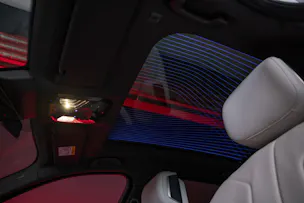 BMW 740d xDrive M Sport / Iconic Glow / Sky Lounge