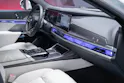 BMW 740d xDrive M Sport / Iconic Glow / Sky Lounge