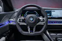 BMW 740d xDrive M Sport / Iconic Glow / Sky Lounge