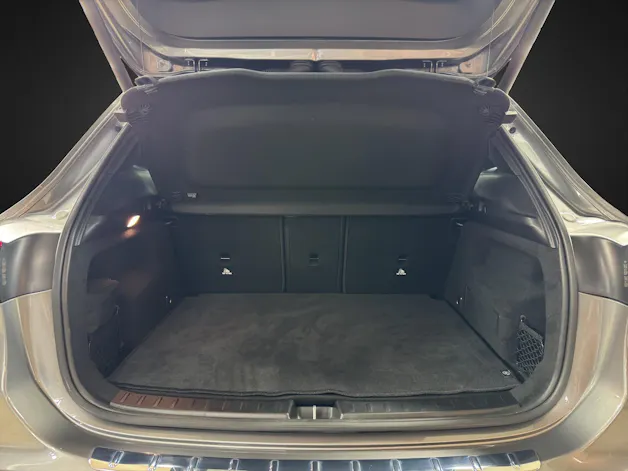 MERCEDES-BENZ GLA 250 4Matic 8G-DCT