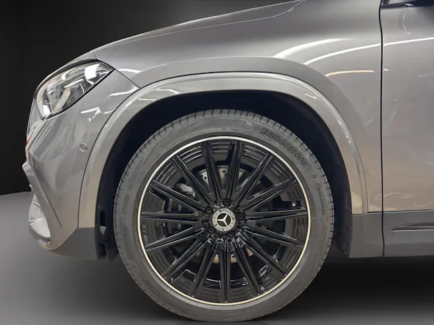 MERCEDES-BENZ GLA 250 4Matic 8G-DCT