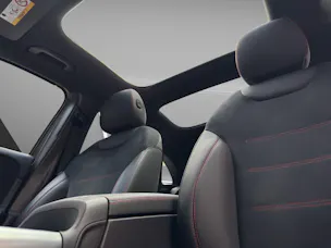 MERCEDES-BENZ GLA 250 4Matic 8G-DCT