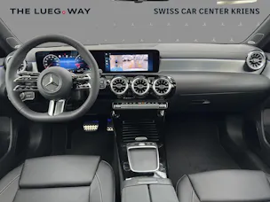 MERCEDES-BENZ A 250 4M - AMG / DISTRONIC / 360 Grad Kamera / Soundsystem
