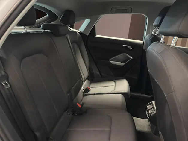 AUDI Q3 Sportback 35 TFSI Attraction S-tronic