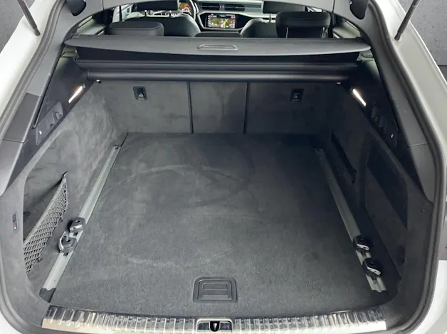 AUDI A6 Avant 40 TDI Sport Attraction quattro S-tronic
