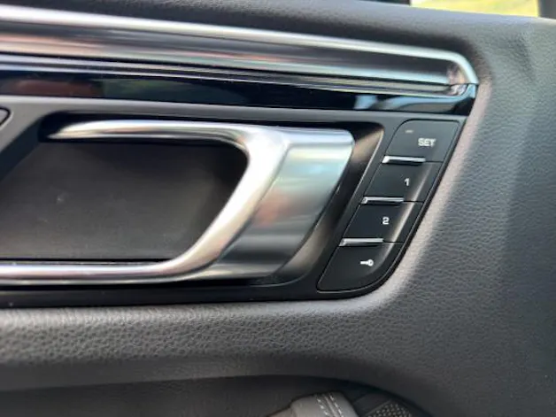 PORSCHE Macan S PDK