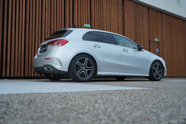 MERCEDES-BENZ A 200 AMG LINE NIGHT 7G-DCT l 163 PS