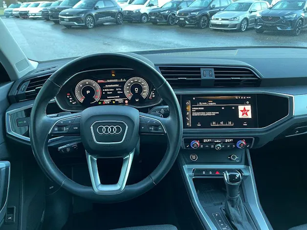 AUDI Q3 35 TDI S line Attraction quattro S-tronic