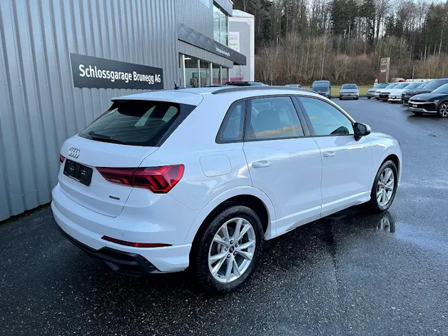 AUDI Q3 35 TDI S line Attraction quattro S-tronic