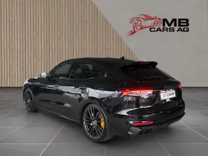 MASERATI Levante 3.8 V8 Trofeo Q4 Automatica / Carbon innen und aussen