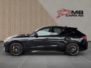 MASERATI Levante 3.8 V8 Trofeo Q4 Automatica / Carbon innen und aussen