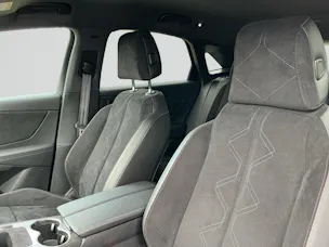 DS AUTOMOBILES DS7 DS 7 Crossback E-Tense 300 4x4 Performance Line +