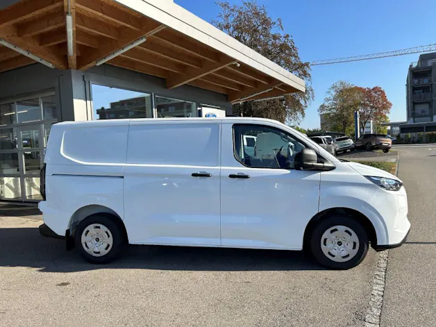 FORD Transit Custom Van 320 L1 2.5 Duratec 233 Trend PHEV