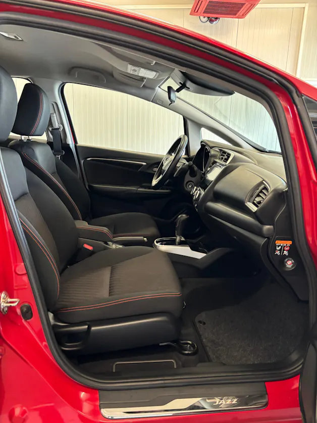 HONDA Jazz 1.5i-VTEC Dynamic CVT