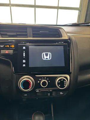 HONDA Jazz 1.5i-VTEC Dynamic CVT