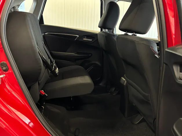 HONDA Jazz 1.5i-VTEC Dynamic CVT