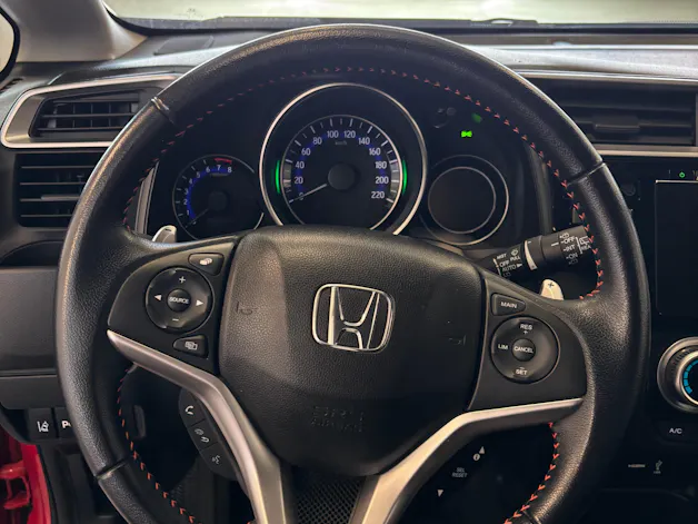 HONDA Jazz 1.5i-VTEC Dynamic CVT