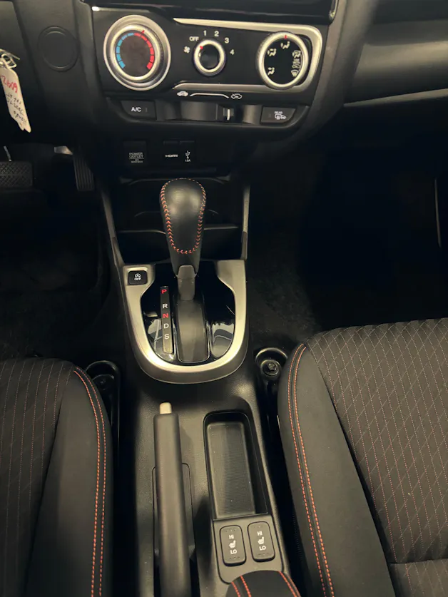HONDA Jazz 1.5i-VTEC Dynamic CVT