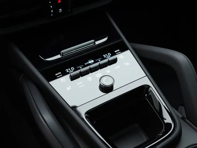 PORSCHE Cayenne E-Hybrid Coupé Black Edition