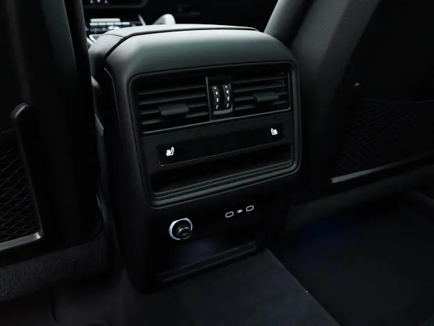 PORSCHE Cayenne E-Hybrid Coupé Black Edition