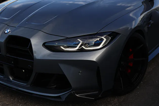 BMW M4 Competition xDrive Coupé * M CARBON SCHALENSITZE * CARBON EXTERIEUR+INTERIEUR * LASERLICHT *