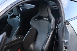 BMW M4 Competition xDrive Coupé * M CARBON SCHALENSITZE * CARBON EXTERIEUR+INTERIEUR * LASERLICHT *
