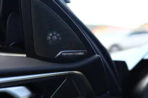 BMW M4 Competition xDrive Coupé * M CARBON SCHALENSITZE * CARBON EXTERIEUR+INTERIEUR * LASERLICHT *