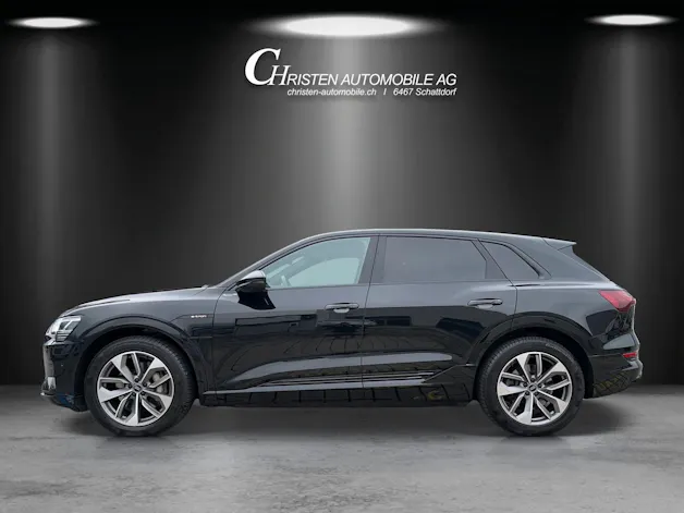 AUDI e-tron 55 Advanced quattro